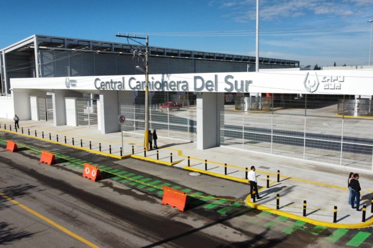 Inauguran Central Camionera del Sur en Puebla