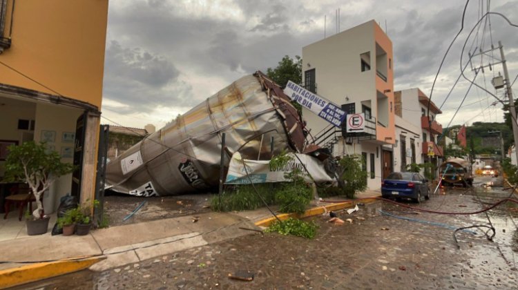 Reportan dos explosiones en la tequilera José Cuervo; en la primera hubo seis muertos