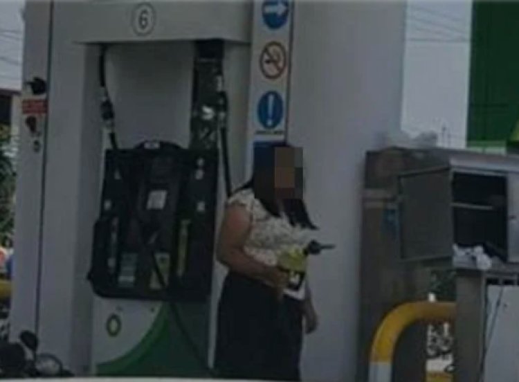 Mujer enfurece contra empleados de una gasolinera en el Edomex