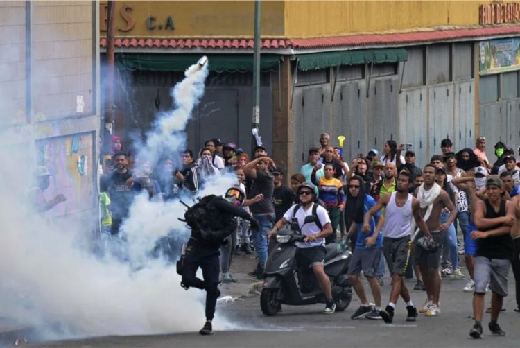 Acusa Venezuela intento de golpe de Estado y protestas promovidas por extrema derecha