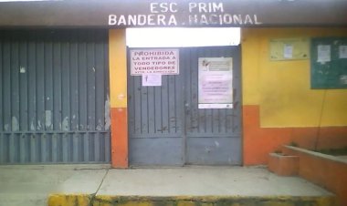 Roban a padres de familia durante cobro de inscripción en escuela de Puebla