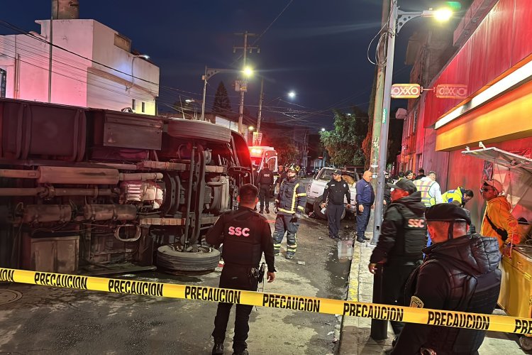 Fuerte choque cerca del caballito de Zaragoza deja más de 20 heridos