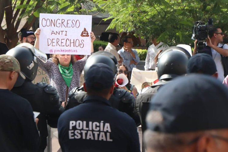 Congreso de Aguascalientes aprueba reducción del plazo para aborto legal