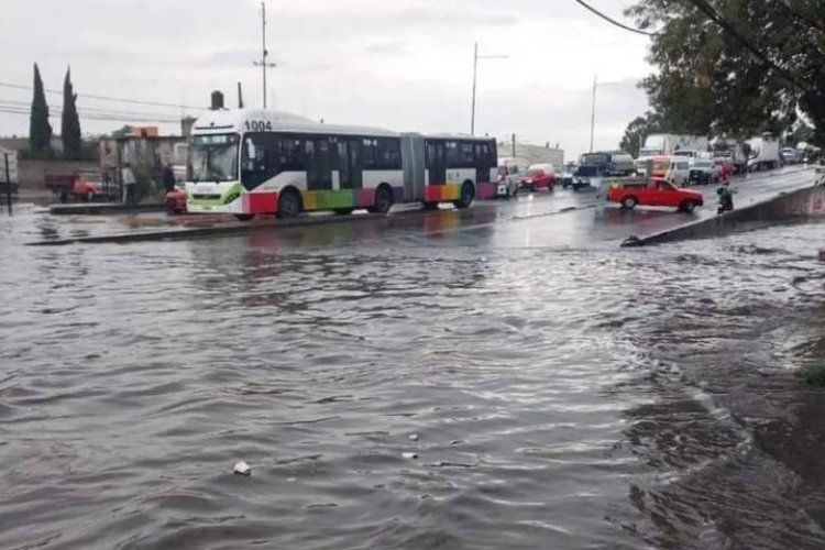 Lluvias en el Edomex vuelven a inundar varios municipios