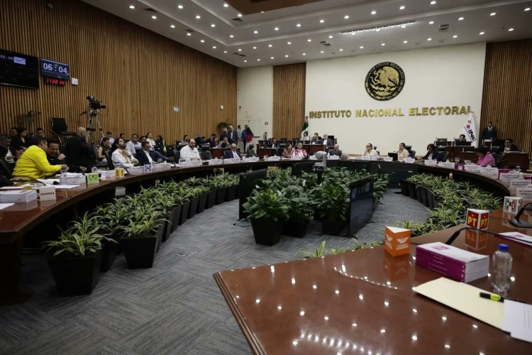 INE, va por reparto de plurinominales frente a posiciones encontradas