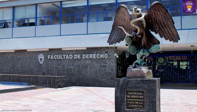 Arman protesta estudiantes de Derecho de la UNAM contra reforma judicial de AMLO