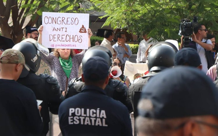 Congreso de Aguascalientes aprueba reducción del plazo para aborto legal