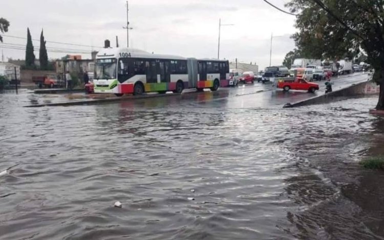 Lluvias en el Edomex vuelven a inundar varios municipios