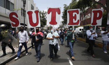 Maestros de escuelas públicas de Perú irán a huelga si Gobierno no eleva presupuesto