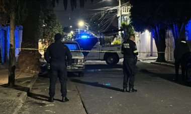 Encuentran encobijado con heridas de bala en calles de Nezahualcóyotl