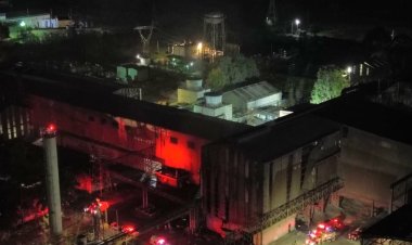 Mueren 12 personas tras incendio en fábrica de acero en Tlaxcala