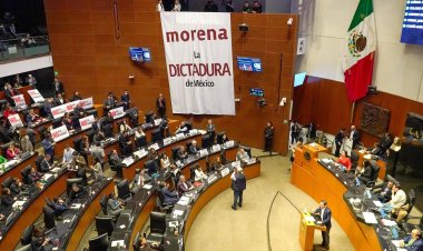 Morena aprueba reforma que impide impugnar cambios a la Constitución