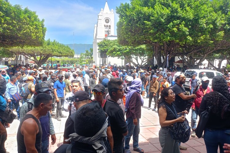 Manifestantes de Pantelhó dan 24 horas para solucionar conflicto poselectoral