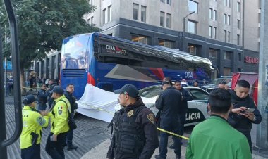 Hombre muere atropellado frente al Palacio de Bellas Artes en el Centro de la CDMX