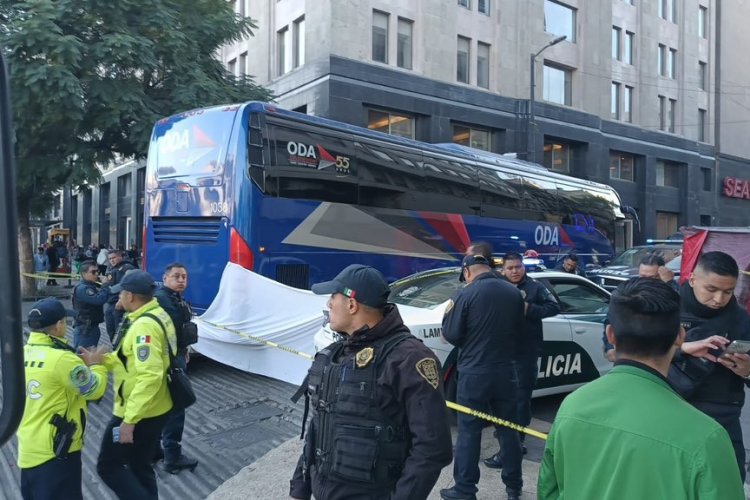 Hombre muere atropellado frente al Palacio de Bellas Artes en el Centro de la CDMX