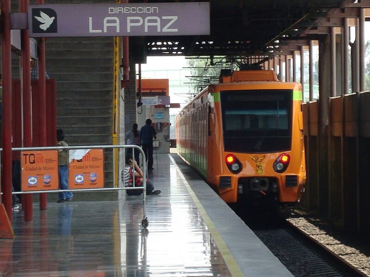 Por día feriado habrá modificaciones en los horarios del transporte público en la CDMX