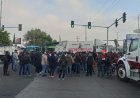 Trabajadores del ayuntamiento de Ecatepec bloquean vialidades por incumplimiento de pagos y prestaciones