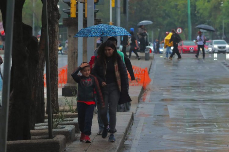 Anticipan lluvias y bajas temperaturas para semana de Navidad