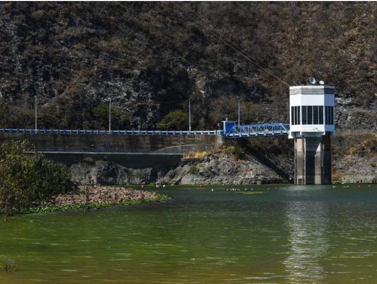 Alerta rápido descenso del nivel del Sistema Cutzamala; pierde más de 6 millones de metros cúbicos de agua