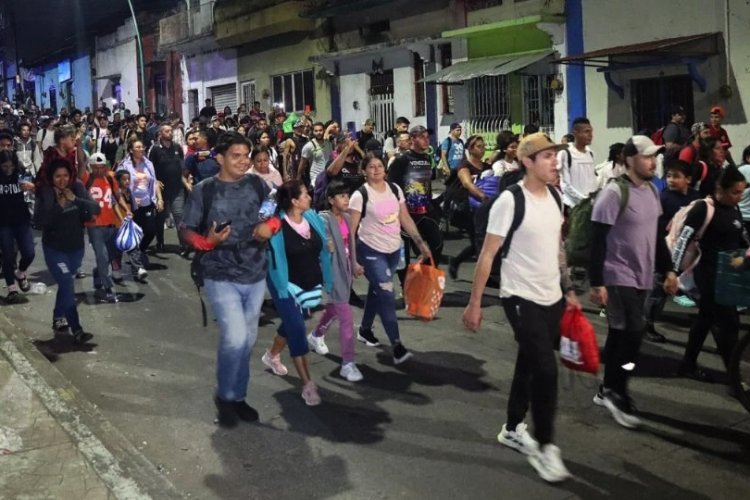 Primera caravana migrante de 2025 parte de Chiapas hacia los EEUU