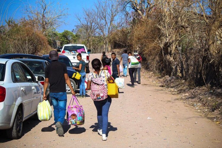 Violencia deja en orfandad y crisis humanitaria a miles de niños y mujeres