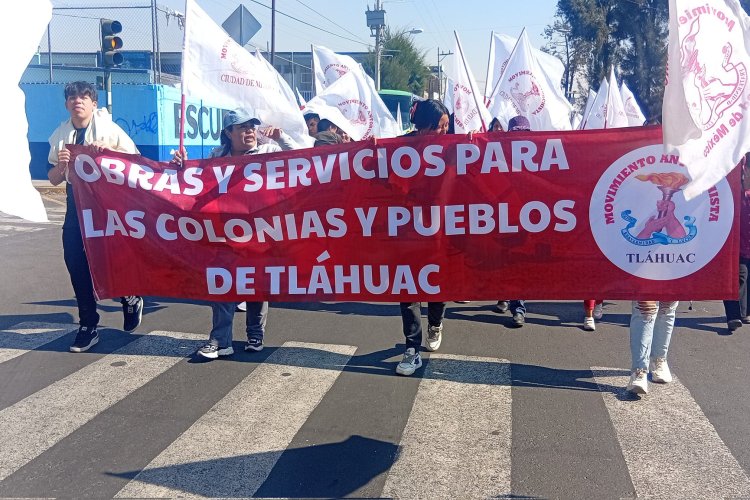 Protestan en Tláhuac; piden agua y otros servicios