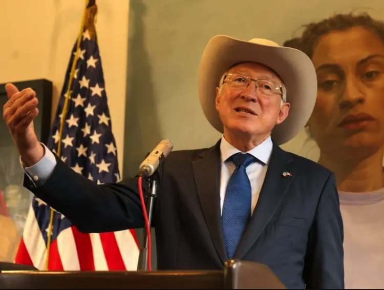 Ken Salazar termina misión como embajador de EEUU en México