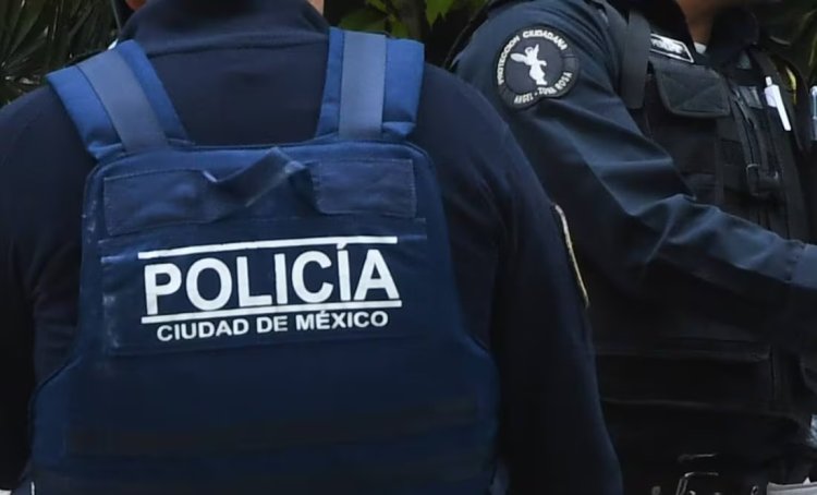 Detienen a policías de CDMX que portaban droga y medicina robada