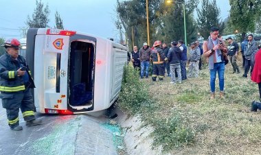 Bloqueo de transportistas ocasiona accidente vial en la carretera México-Pachuca