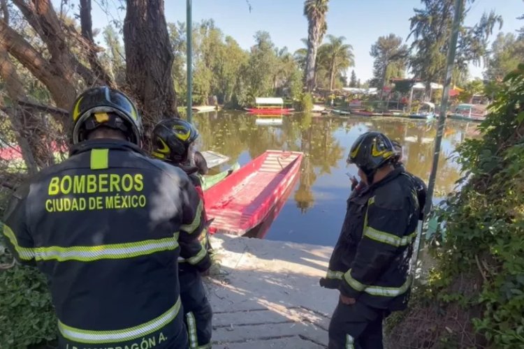 Rescatan cuerpo sin vida que estaba flotando en canal de Xochimilco