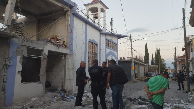 Explosión en capilla de Chalco deja dos heridos y daños materiales