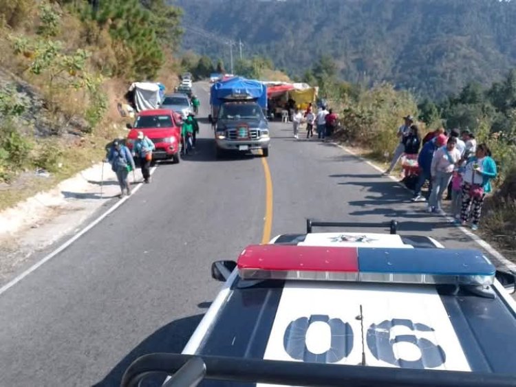 Camioneta se queda sin frenos y arrolla a peregrinos que se dirigían a Santuario del Señor de Chalma