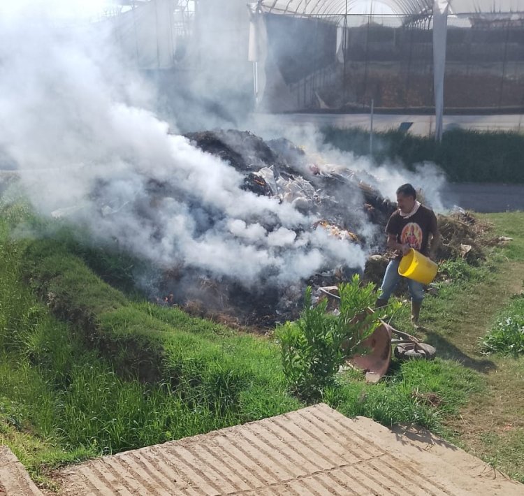 Habitantes de Tenancingo denuncian quema de plástico y falta de recolección