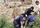 Encuentran cuerpo de hombre muerto flotando en canal de aguas negras de Valle de Chalco