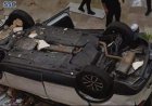Automóvil cae desde segundo piso en estacionamiento de centro comercial en la Miguel Hidalgo