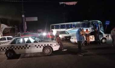 Bloqueo de transportistas afecta a floricultores de Tenancingo en días previos al Día de las Madres