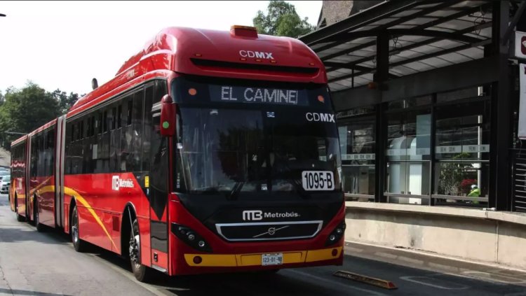 Detienen a mujer acusada de presuntamente “pinchar” a un hombre en el Metrobús