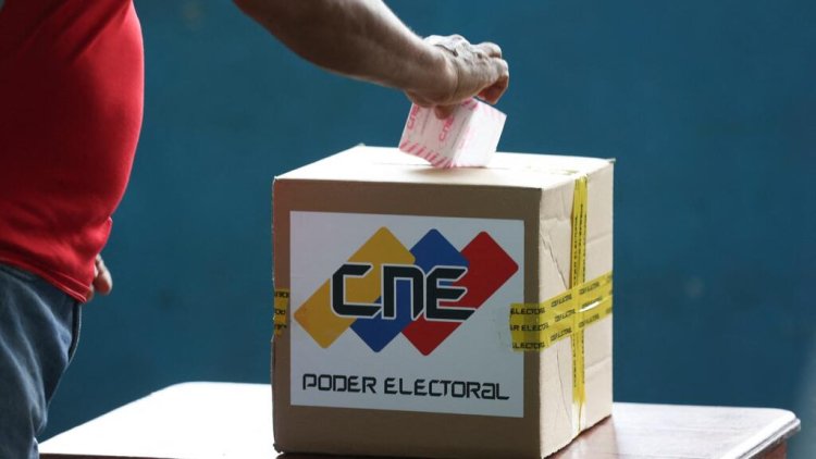 Oficialismo venezolano gana mayoría de diputados en Parlamento