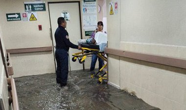Colapsa barda y se inunda Clínica del IMSS en La Paz por fuertes lluvias