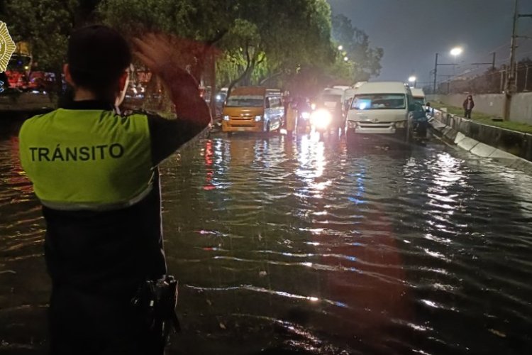 Lluvias afectan oriente del Edomex y CDMX; no hay servicio en Línea A del Metro
