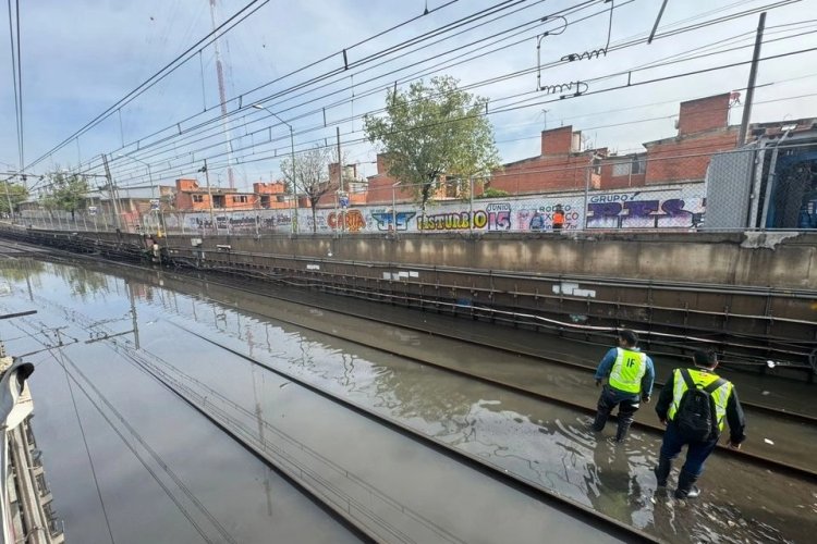 Línea A del Metro reabre tras más de 12 horas cerrada por inundaciones