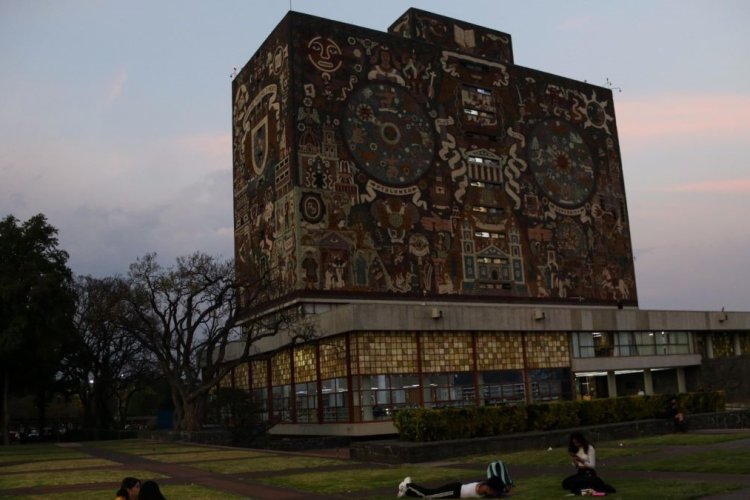 UNAM sale del Top 100 en ranking de Reino Unido