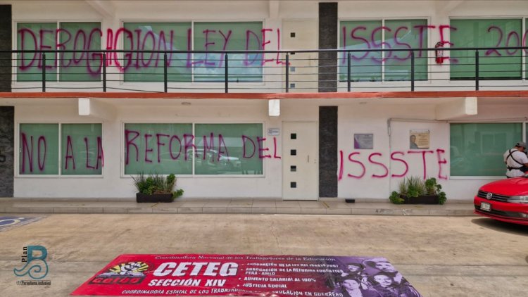 Se repliega la CETEG y regresan a clases; continuará su lucha en las aulas y en las calles