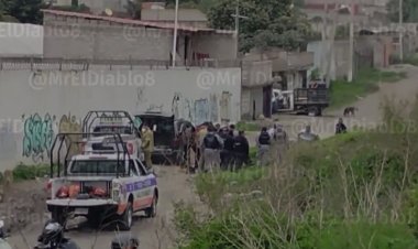 Encuentran encobijado con tiro de gracia en una zanja en Valle de Chalco