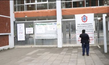 Toma de Escuela Normal en Veracruz deja a estudiantes sin graduación.