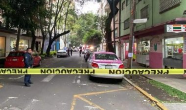 Muere mujer al caer desde uno de los últimos pisos de un edificio en Polanco