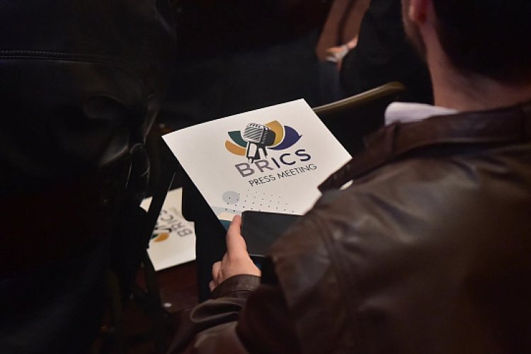 En el marco de BRICS 2025, se debatió sobre independencia mediática en el Sur Global
