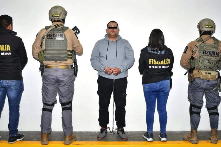 Detienen a presunto líder de “Los 300”, es investigado por extorsión y despojo en Tecámac