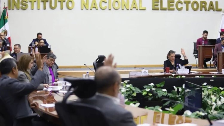 Sancionan por casi 32 mdp a siete partidos políticos por adeudo en impuestos