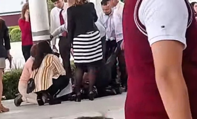 Matan a golpes a estudiante en preparatoria de Ecatepec